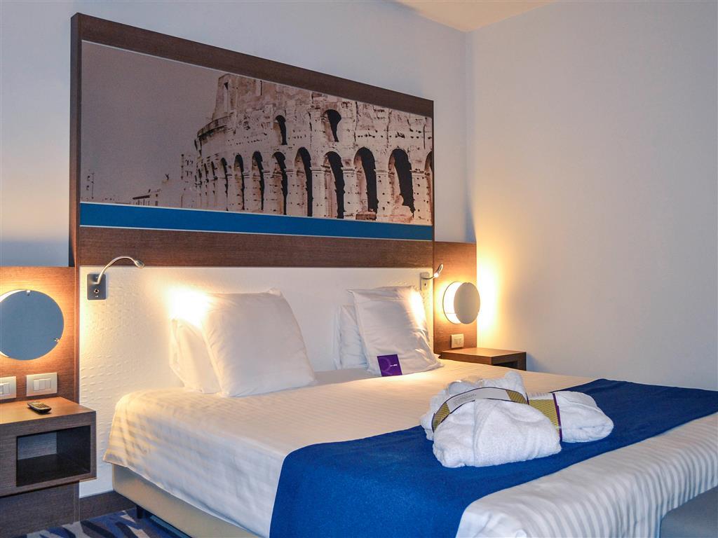 Hotel Mercure Centro Colosseo 4*