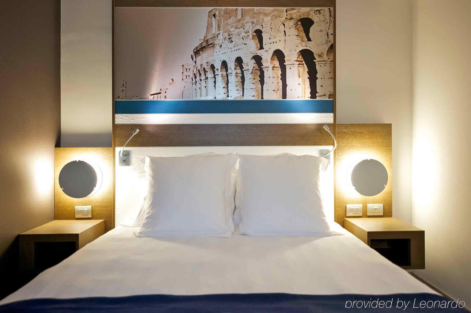 Mercure Centro Colosseo Hotel 4*
